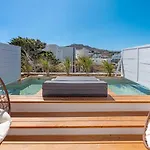 Omnia Mykonos Boutique & 4* Ornos (Mykonos)