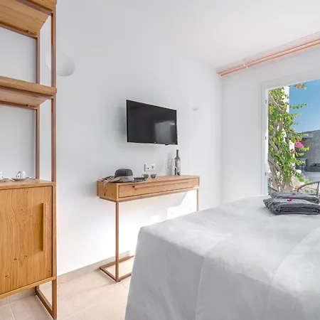 Omnia Mykonos Boutique & 4* Ornos (Mykonos)