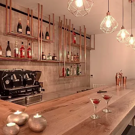 Omnia Mykonos Boutique & 4* Ornos (Mykonos)