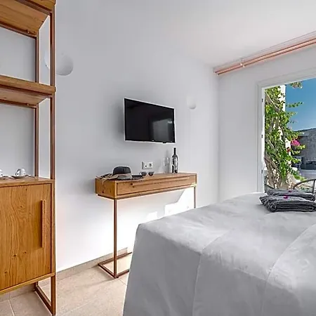 Omnia Mykonos Boutique & Hotel 4*