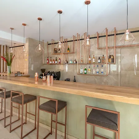 Omnia Mykonos Boutique & 4*