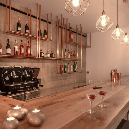 Omnia Mykonos Boutique & 4* Ornos (Mykonos)