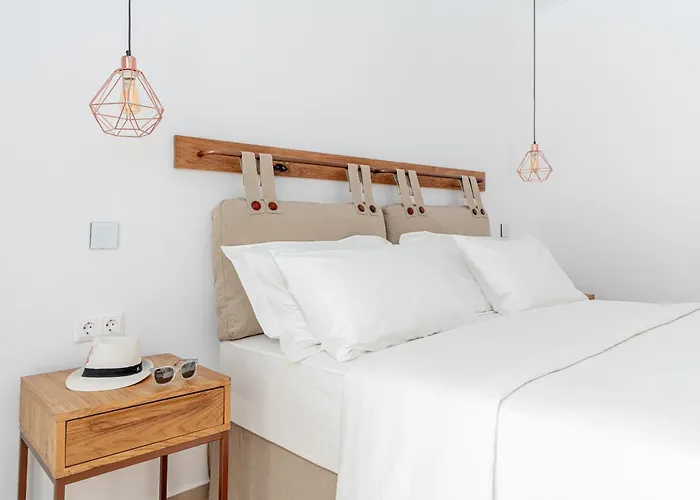 Omnia Mykonos Boutique & 4* Ornos (Mykonos)