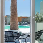 Omnia Mykonos Boutique & Hotel 4*